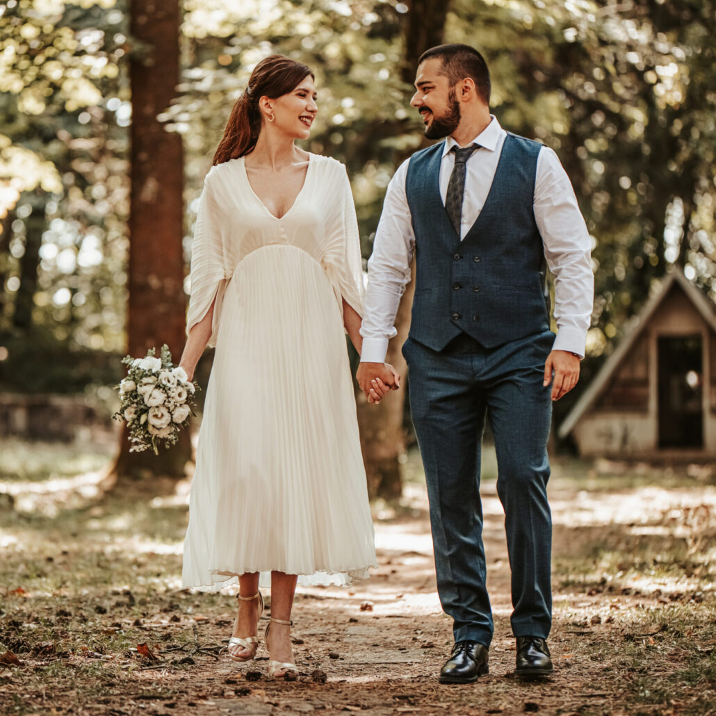 newlywed young couple on their wedding day